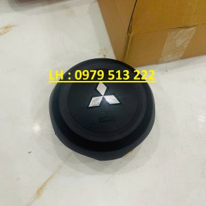 túi khí vô lăng xpander