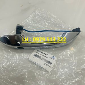 tay mở cửa ngoài creta 2023