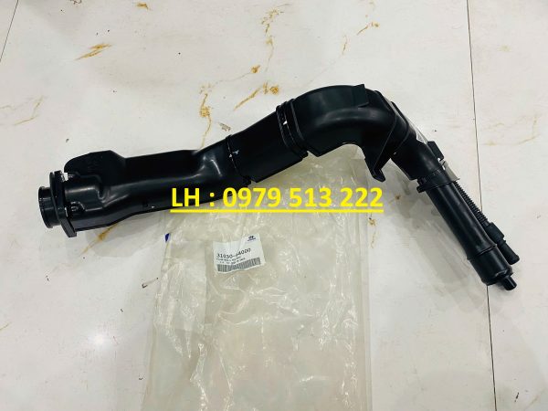 co-do-xang-i10 ống đổ xăng hyundai i10