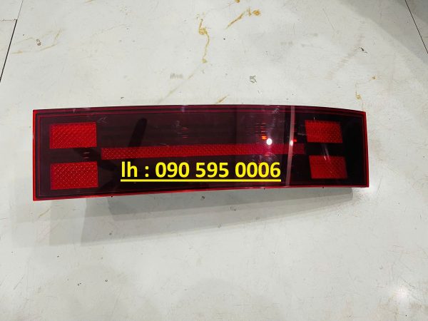 đèn hậu hyundai santafe 2025