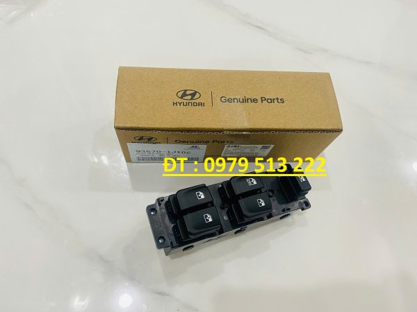cong-tac-nang-kinh-tong-i20 công tắc lên xuống kính tổng hyundai i20 2013