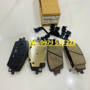 má phanh trước hyundai santafe 2022