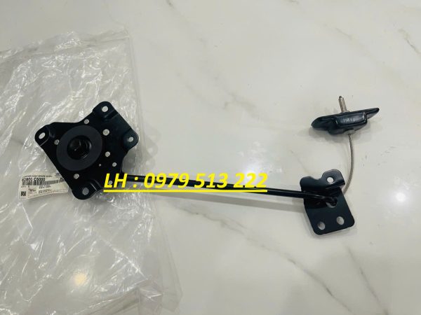 cap-treo-lop-du-phong-santafe-2019 giá treo lốp dự phòng hyundai santafe 2020