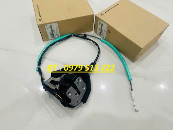 co-cau-khoa-ngam-cua-lua-kia-carnival-2022 khóa ngậm cửa lùa kia carnival 2023