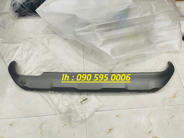 op-can-sau-santafe-2020 ốp ba đờ xốc sau hyundai santafe 2020
