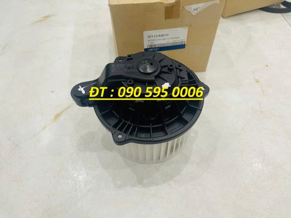 quat-dan-lanh-kia-sedona 97113A9010