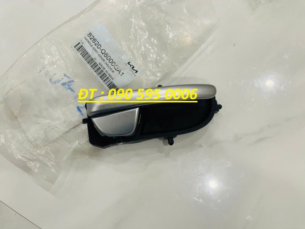 tay mở cửa trong có mạ kia seltos
