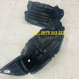 chắn bùn lòng dè trước mazda 2 2020
