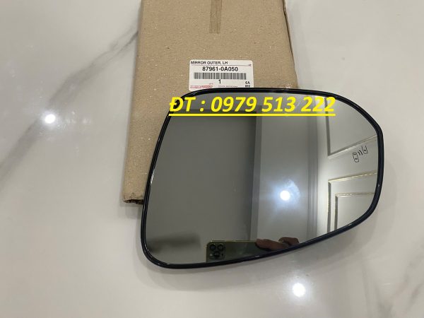 mat-guong-chieu-hau-corolla-cross mặt gương chiếu hậu toyota corolla cross 2021