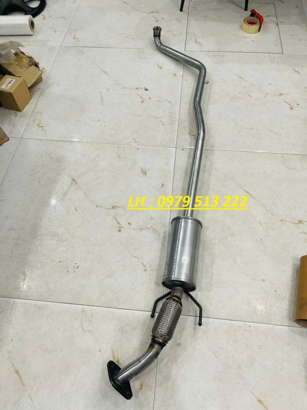 ống xả hyundai i10 grand